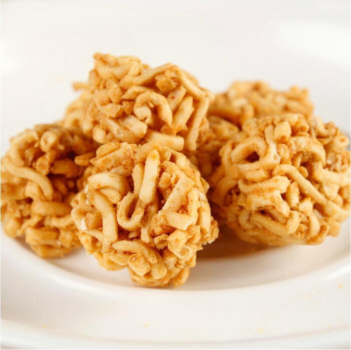 吃小苍美味零食淘宝店 麦维尔拉面丸子 办公室