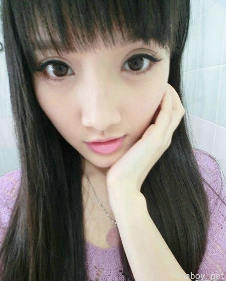[宅男女神]文艺范小清新香港90后美女潘潇潇