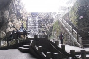 扬州旅游团【宜兴善卷洞一日游】善卷洞好玩吗