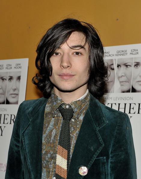 埃兹拉·米勒 ezra miller