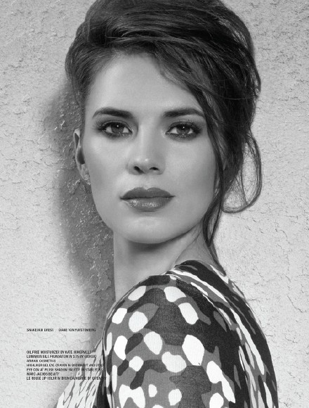 美哭啦,卡特特工海莉姐登《VVV》杂志写真