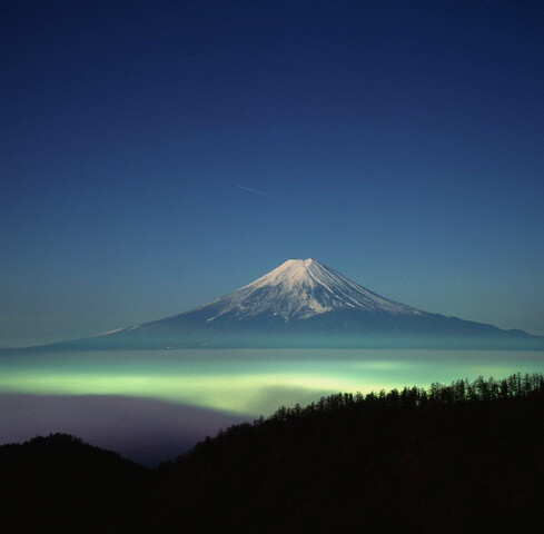 富士山的图,身体变好财运也好了.
