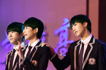 tfboys# 多么高兴在琉璃屋中快乐生活 对世界说什么是光明和磊落 修