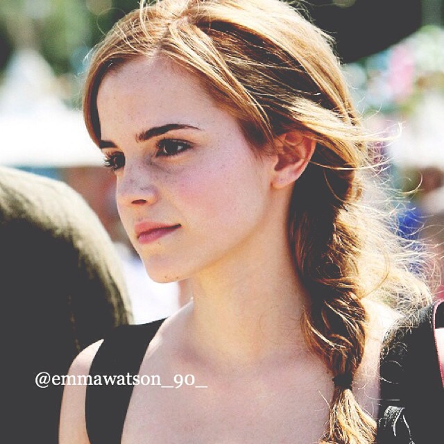 红唇emma watson ins:emmawatson_90