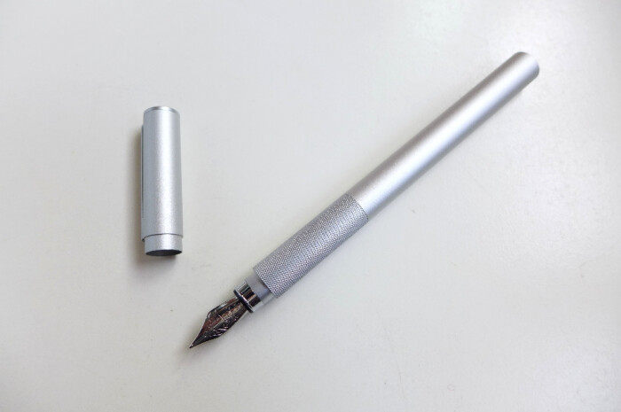 日本 MUJI 无印良品 钢笔 铝制笔身 附送上墨器