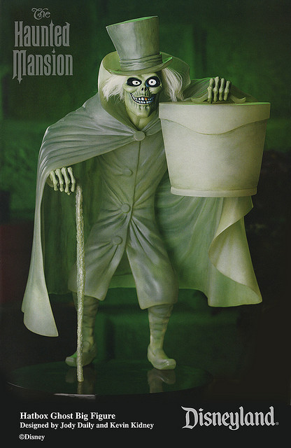 mansion "hatbox ghost" big figure | 迪斯尼乐园之幽灵