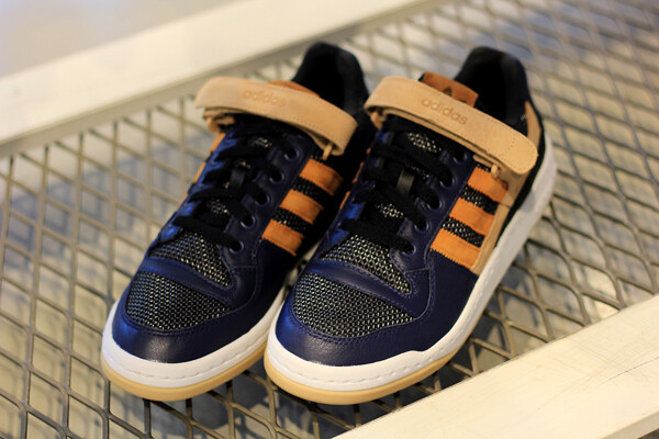 adidas originals forum lo lite rs 高质感的鞋体设计,皮质材料的