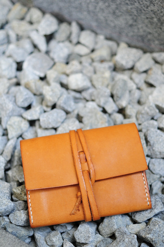 Hand Stitched Light Brown Leather Wallet…-堆
