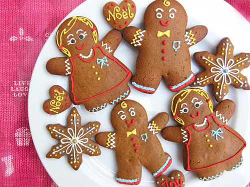 foodmanna: soft chewy gingerbread man