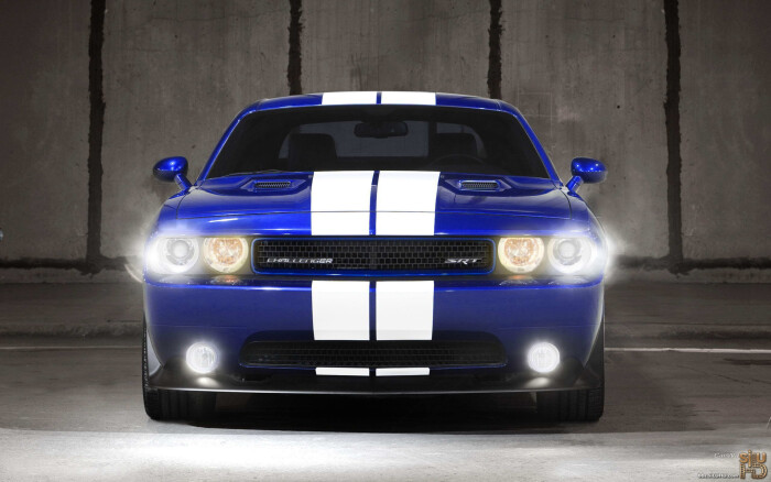 道奇dodge challenger srt8 392