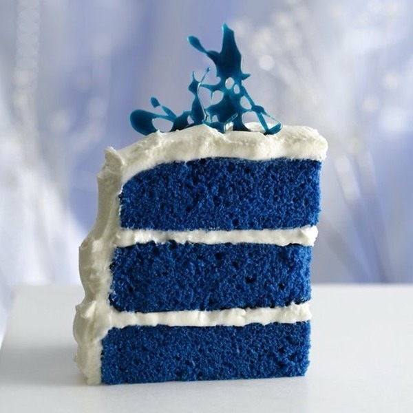 蓝色的蛋糕