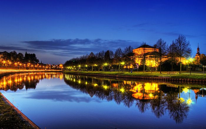 萨尔河的夜晚 德国saarbrucken 风景壁