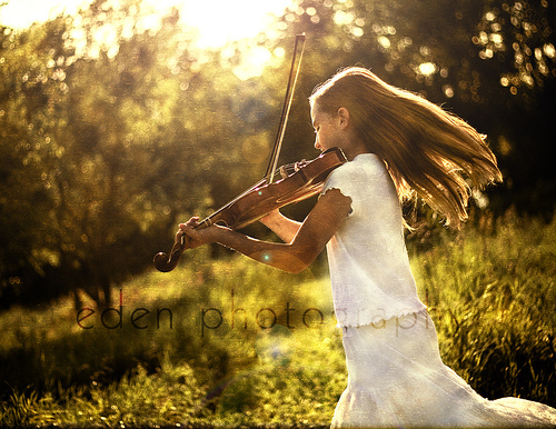 小提琴女孩