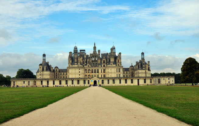 香波城堡(chateau de chambord)卢瓦尔河谷中最宏伟的古堡.