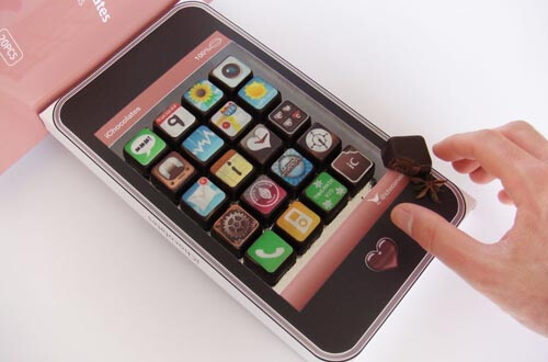 一位卖家手工制作的iphone巧克力,每颗巧克力的外形对应iphone手机