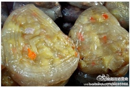 地区盛产马铃薯,潮汕人又善于对饮食的创新,所以在传统的潮州小吃中