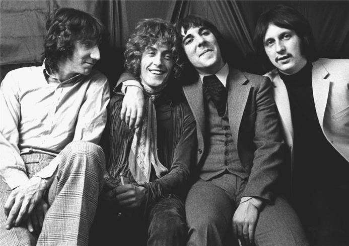 the who "谁人"乐队于1964年在伦敦成立,它的4位成员是:罗杰·达尔