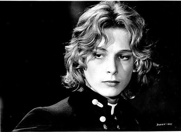 魂断威尼斯中的美少年伯恩·安德森,被誉为40年前的美少年,却被塔奇奥