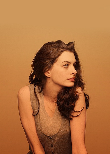 anne hathaway