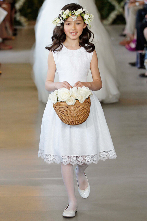 oscar de la renta 小花童也可以这么美啊