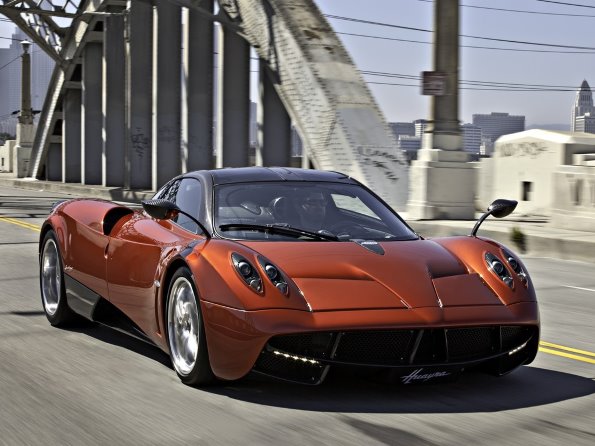 帕加尼pagani huayra 2011