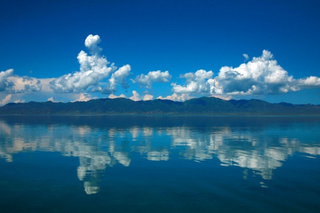 所以被称作大西洋最后一滴眼泪,相传真正的西王母瑶池就是赛里木湖