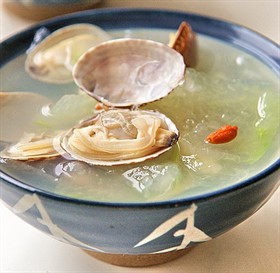 【开饭喇秀美食】蚌肉冬瓜汤--汤味清爽鲜美…