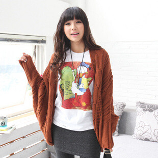 韩国女装毛衣复古麻花蝙蝠袖披肩宽松针织开衫