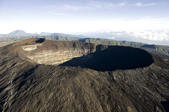 留尼汪岛的弗尔乃斯火山