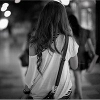 别再让他操纵你的伤悲