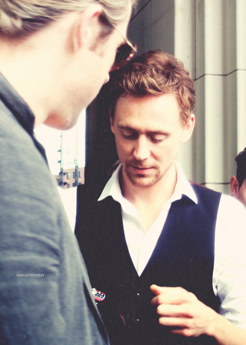 抖森(汤姆·希德勒斯顿 tom hiddleston)