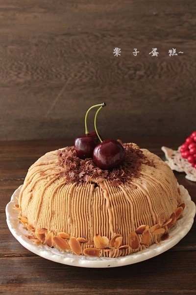 栗子蛋糕,甜而不腻,一次可以吃超级多.