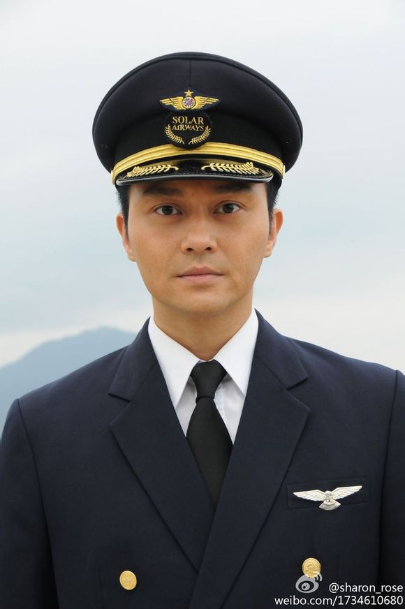 张智霖,cool魔,这张好像证件照,哈哈!