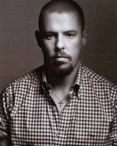 mcqueen,本名:lee alexander mcqueen,1969年3月17日-2010年2月11日)