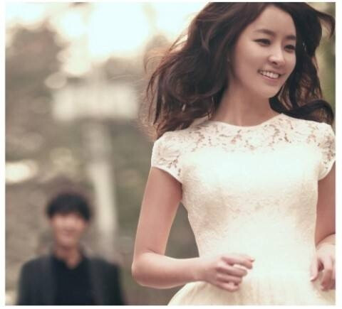 俊美夫妇婚纱照_婚纱照风格