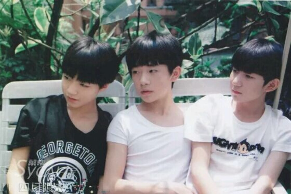 tfboys 王俊凯  王源 易烊千玺