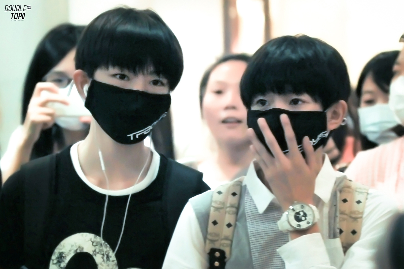 tfboys 王俊凯 王源 140714 北京首都机场出发