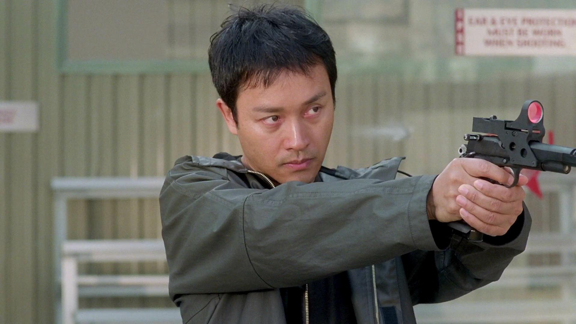 枪王,2000年香港电影,由罗志良导演,由张国荣,方中信等主演.