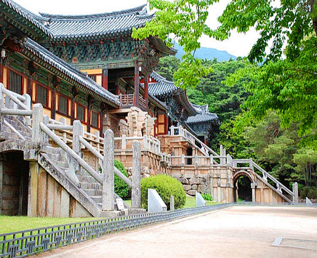 韩国山房窟寺.