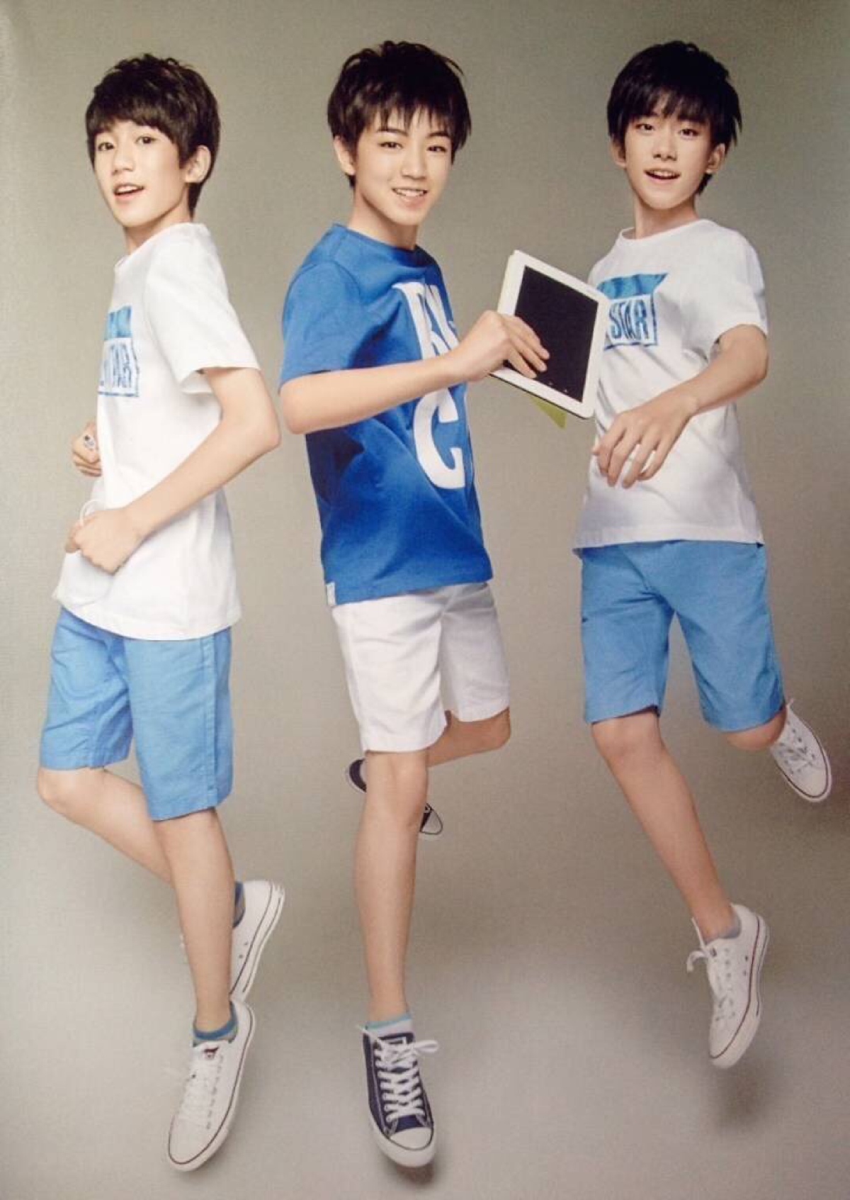 tfboys(就算无人关注,也要努力发图)步步高