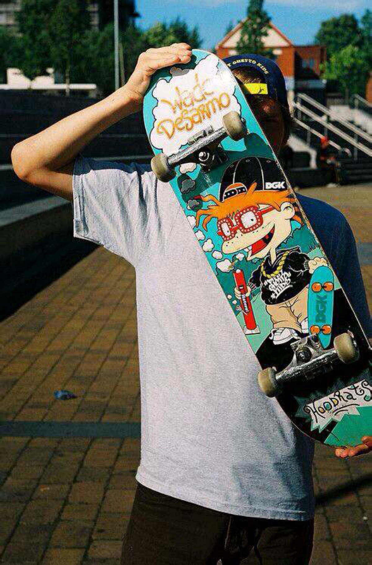 skateboard