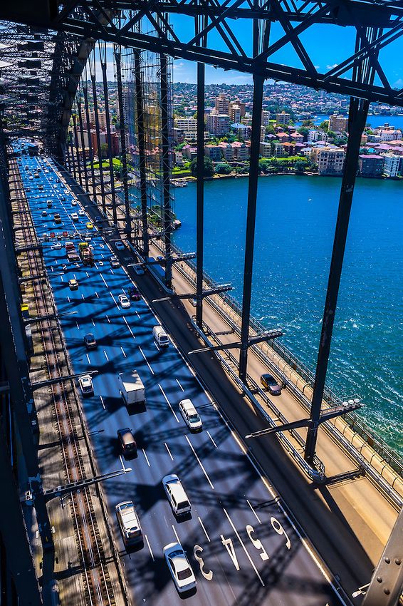 sydney harbour bridge, sydney, new south wales, australia.