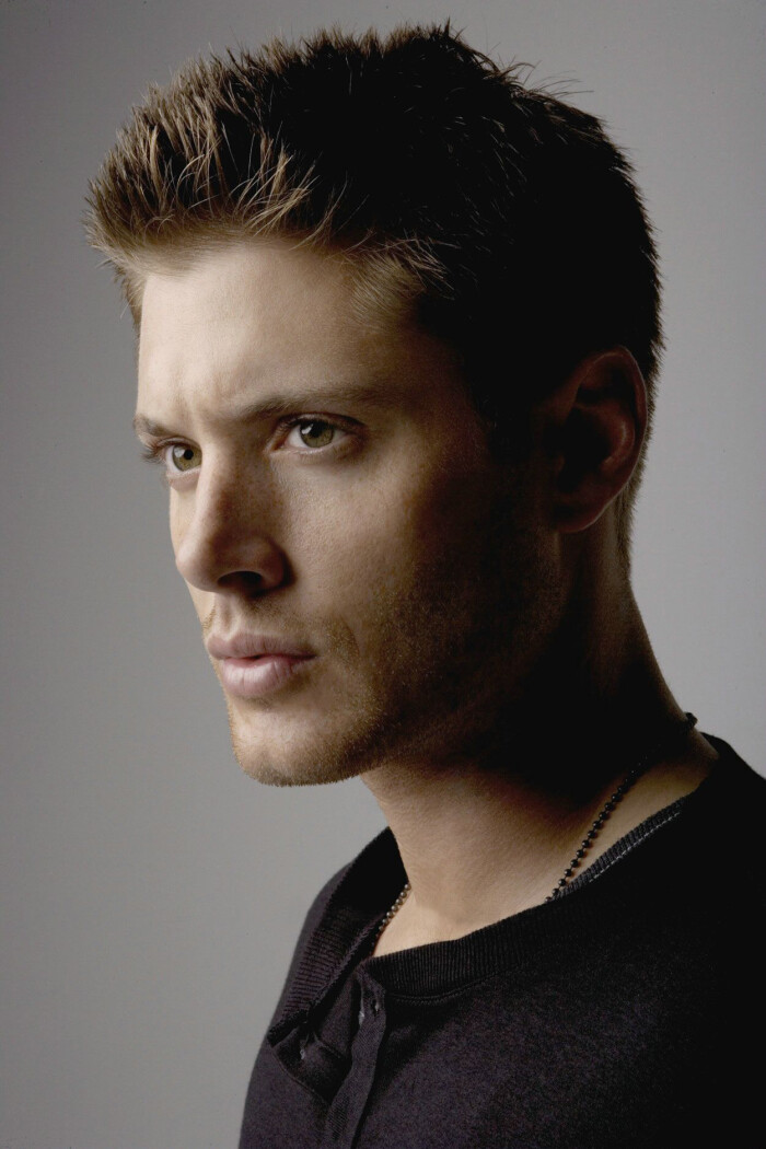 詹森·阿克斯 jensen ackles