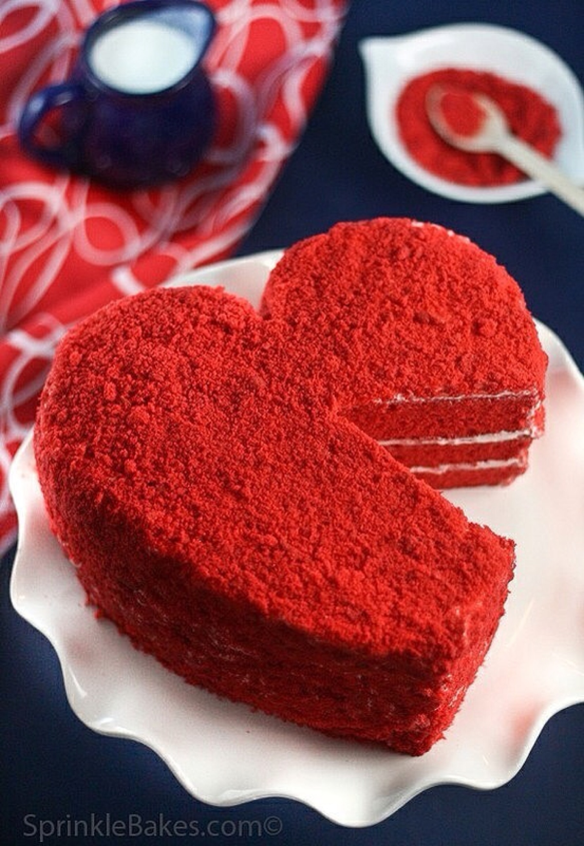 红色心形蛋糕 下午茶