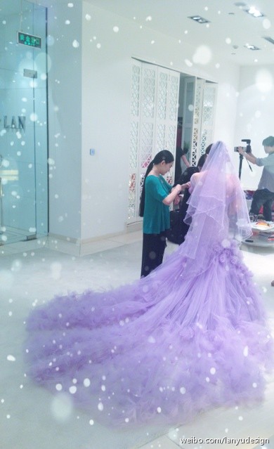 紫色婚纱_红色婚纱