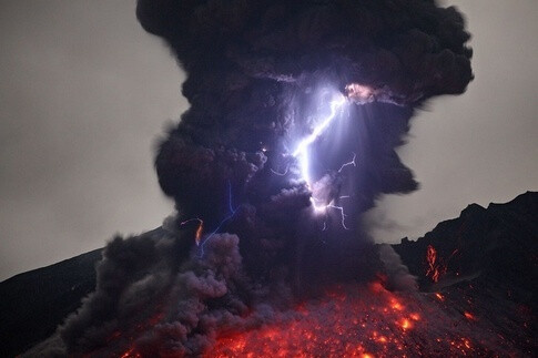 世界上罕见的自然奇观 17.火山闪电 可能是…-堆糖