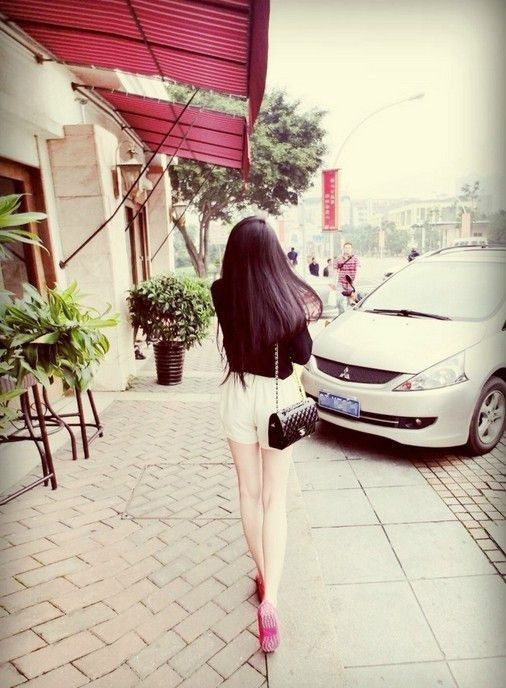 背影 中长发