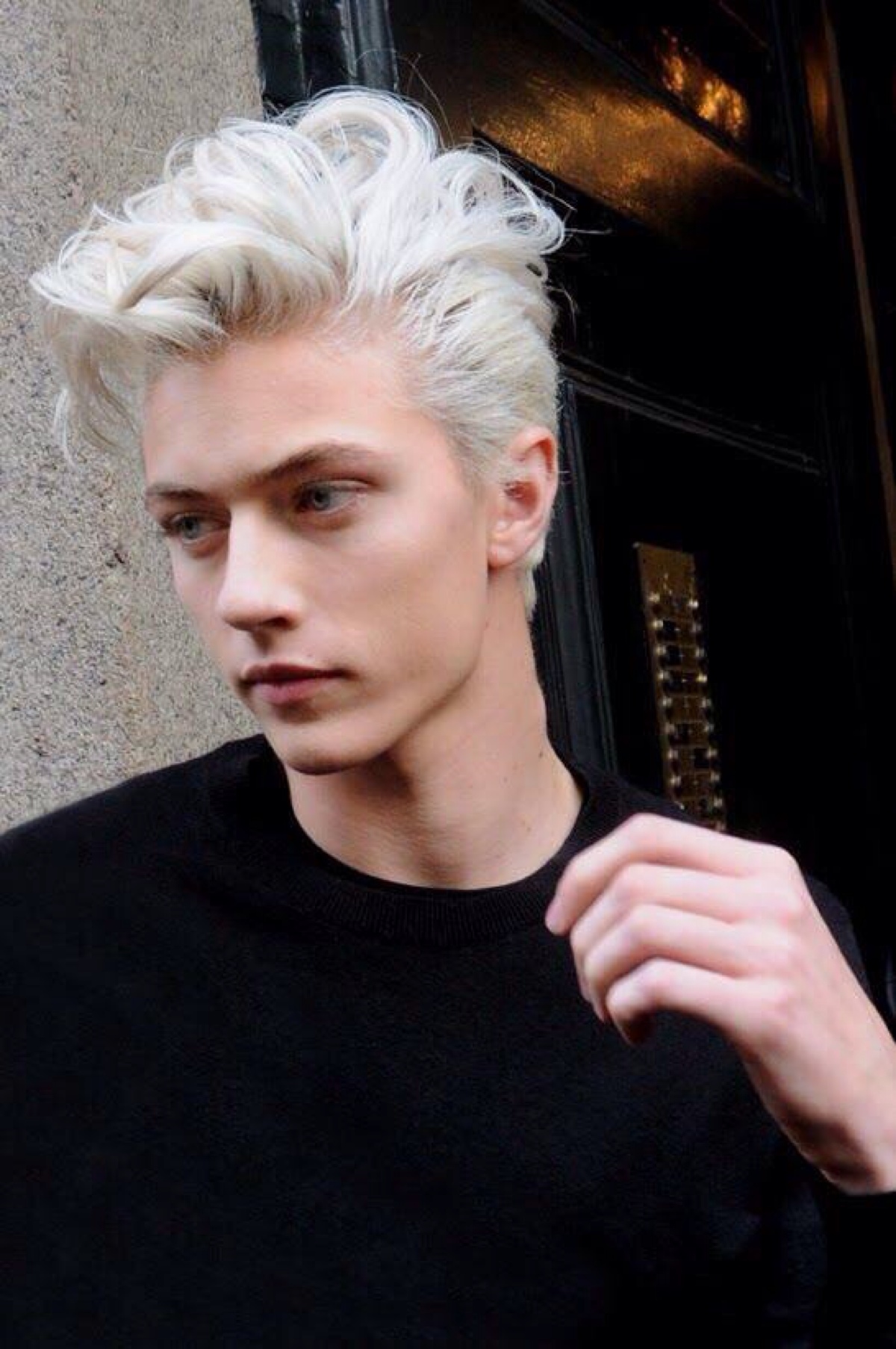 lucky blue smith