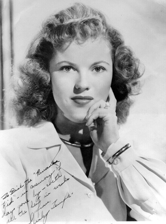 shirley temple 秀兰·邓波尔 (1928 — 2014) 明亮的眼睛,张开的滚圆
