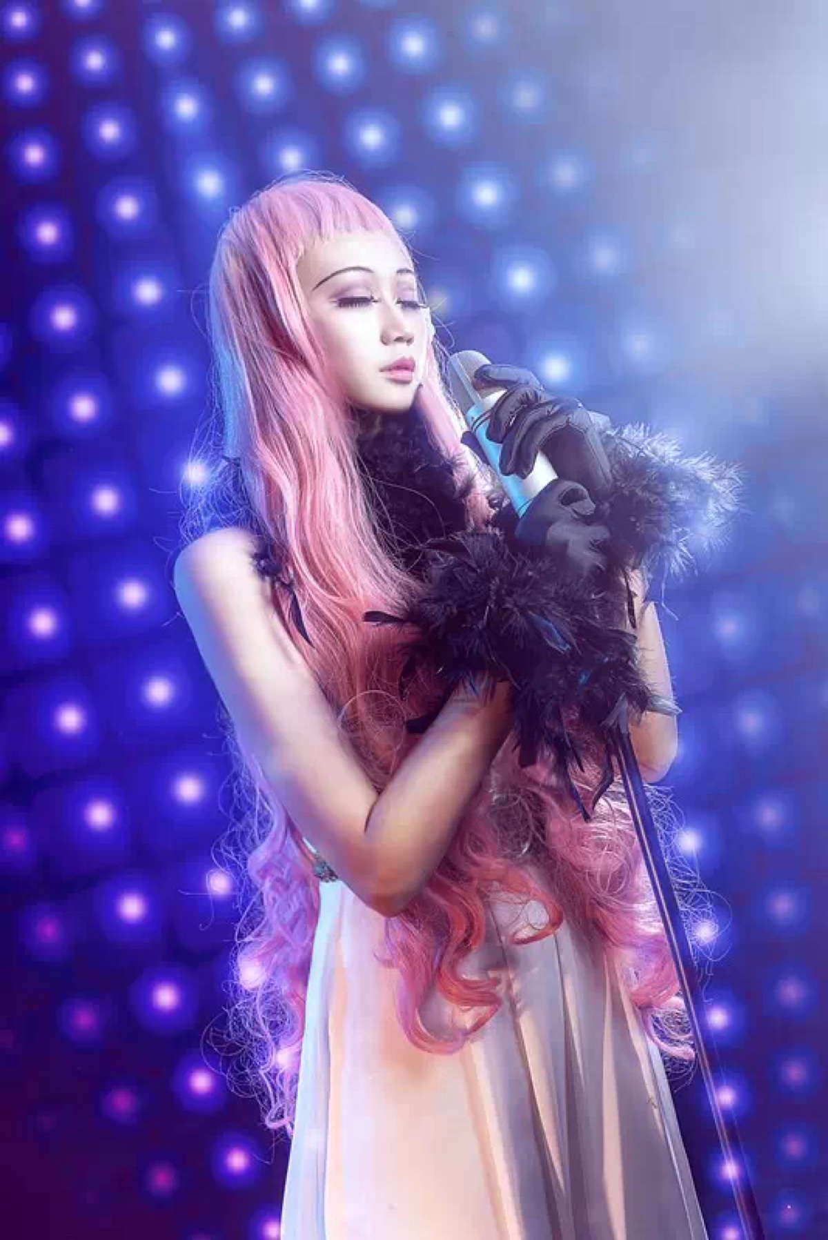 coser:醉猫 《nana》芹泽蕾拉